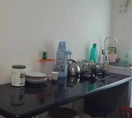 Apartment Green Pramuka Tower Chrysant Jakarta Eksteriør billede